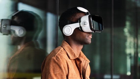 A man wearing a AI goggle.