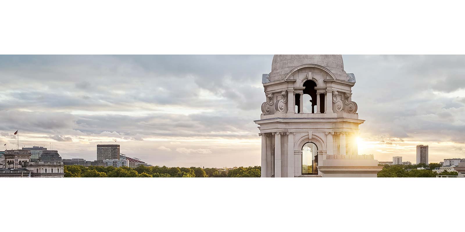 Heart of House Porter in St James, South West London (SW1), SW1A 2BX