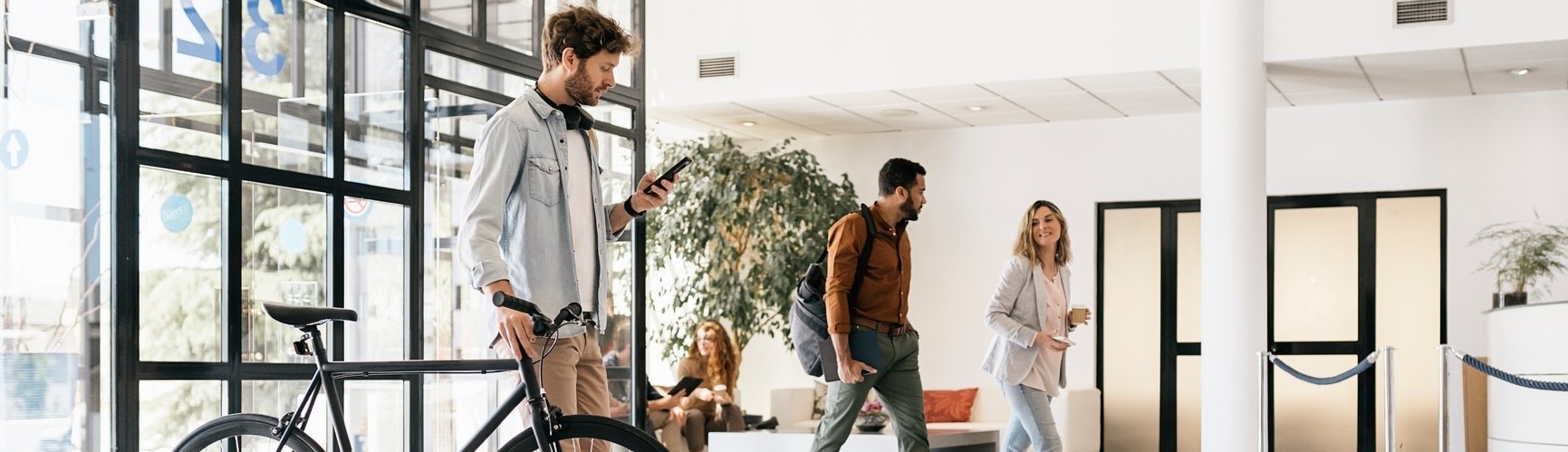 How to create employee benefits packages to attract and retain top talent